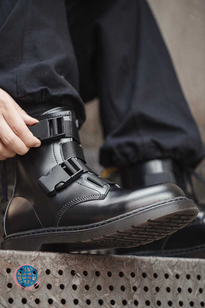 Split Leather Martin Boots  Men's England Black Platform High Top TPR Sole British Style Adjustable Buckle Motorcycle Boots Trending for Man