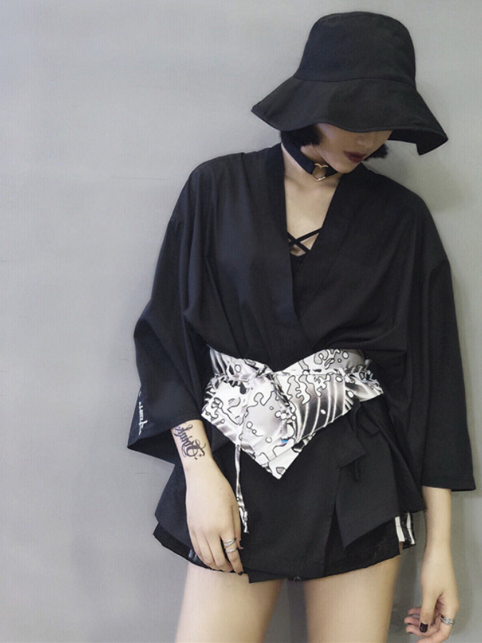 Three-Quarter Sleeve Yukata Cardigan  Women’s Japanese Chinese Kimono Summer Black Cardigan Loose Handsome Outer Garment Japan China Kimonos Outerwear Trending for Woman