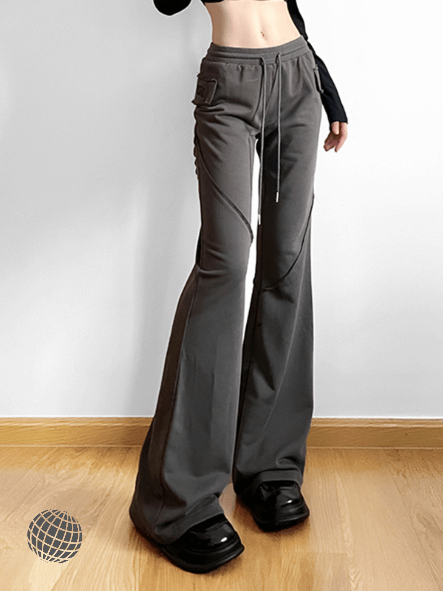 Low Rise Flared Pants Women’s Jogging y2k Vintage Bandage Loose fit Rockmore Letter Embroidery Grey womens Sweatpants Korean Fashion Trousers Autumn Streetwear for trending Woman in Gray