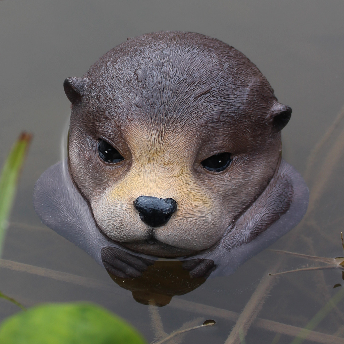 Floating Otter Water Decoration  1 piece swimming pools animals figurines, outdoor garden and terrace accessories, ponds, courtyard decorations ornaments