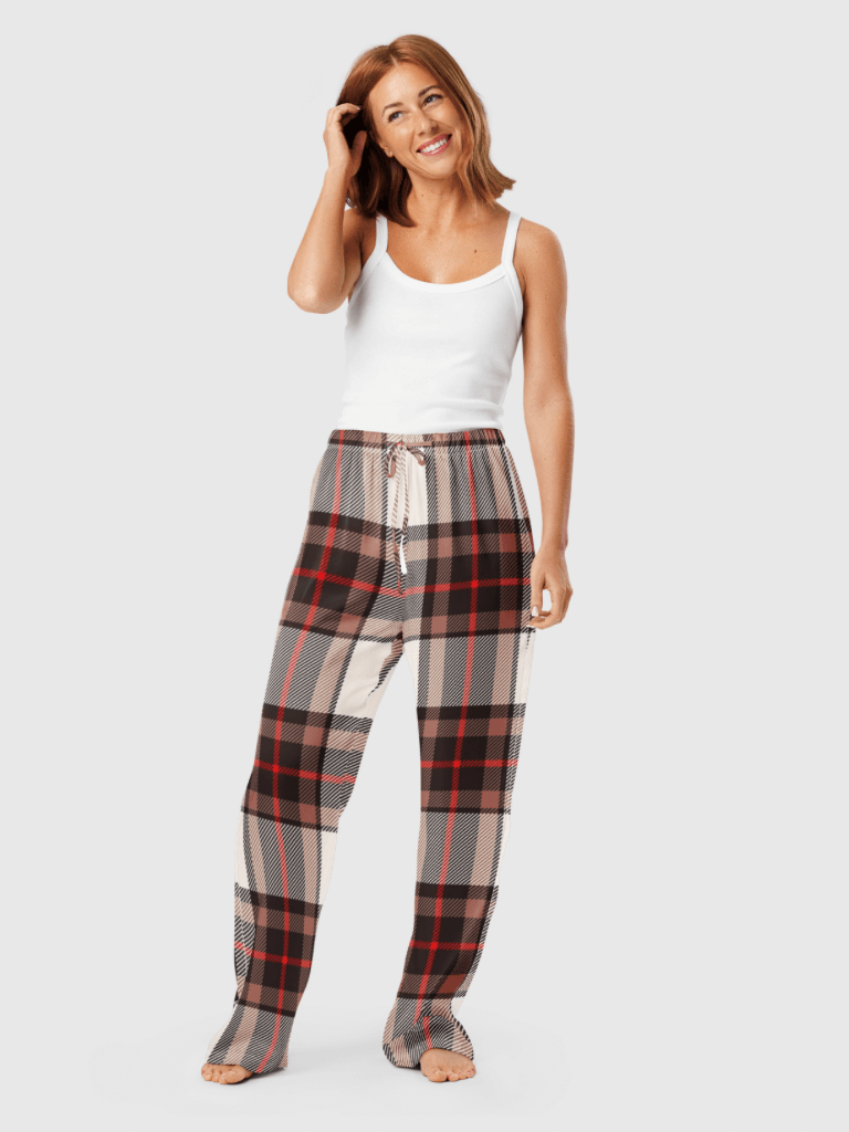 Women’s woman womens petite-, tall-, plus-, size  Christmas holiday season Checkered plaid tartan PJ full length mid rise elastic waist with drawcord drawstring tie-up straight fit pajamas sweatpants loungewear trousers sleepwear loungewear PJ’s pants bottoms in cream with red multi color