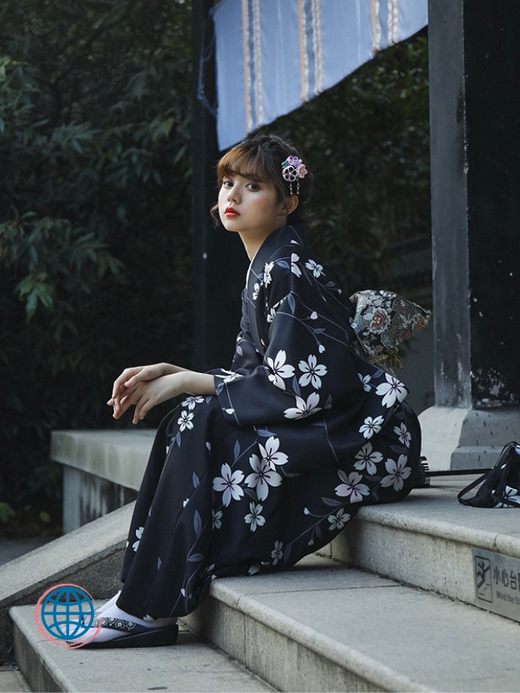 Traditional Floral Yukata Kimono Women's Japanese Black Color Flower Prints Classic Cosplay Dress Stage Performing Wear Bathrobe Japan Kimonos Trending for Woman Traditional Floral Yukata Kimono Women's Japanese Black Color Flower Prints Classic Cosplay Dress Stage Performing Wear Bathrobe Japan Kimonos Trending for Woman