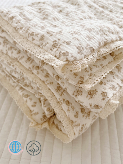 Baby Camellia Rose Print Muslin Trending Blanket Quilt Baby Camellia Rose Print Muslin Trending Blanket Quilt