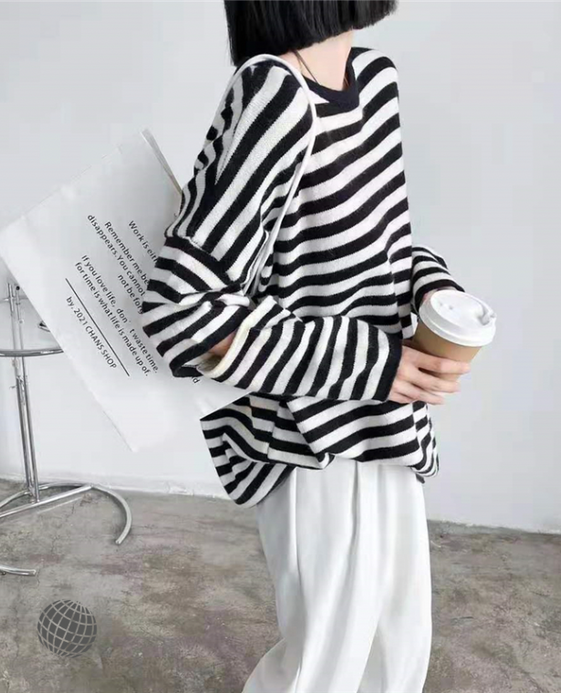 Striped Cutout Retro Sweater   Women’s Autumn Winter Round O-Neck Crewneck Pullovers Oversized Fashionable Elegant Wild Tops Sweaters for trending Woman in Black white Striped Cutout Retro Sweater   Women’s Autumn Winter Round O-Neck Crewneck Pullovers Oversized Fashionable Elegant Wild Tops Sweaters for trending Woman in Black white