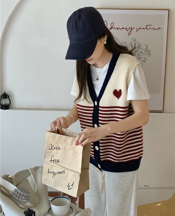 V-Neck Knit Sweater Vest Women’s Chic Korean Fashion Waistcoat Striped Knitted Vintage Sweaters Vest Autumn Winter Wild Lady Vests Waistcoats for trending Woman in Navy Blue V-Neck Knit Sweater Vest Women’s Chic Korean Fashion Waistcoat Striped Knitted Vintage Sweaters Vest Autumn Winter Wild Lady Vests Waistcoats for trending Woman in Navy Blue