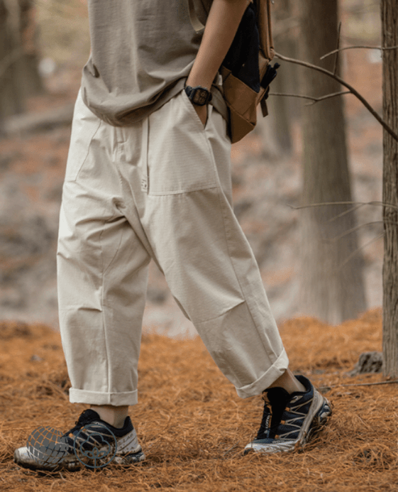 Loose Pleated Pants with Belt Men's Belted Design Pleat Mid Rise Waist Casual Retro Wide leg Cargo Trousers for Man Spring Summer Korean Street Fashion in trending White Loose Pleated Pants with Belt Men's Belted Design Pleat Mid Rise Waist Casual Retro Wide leg Cargo Trousers for Man Spring Summer Korean Street Fashion in trending White