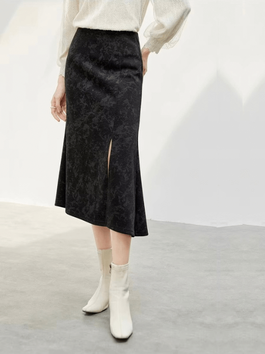 Smudged Knit Mermaid Skirt    Women’s Irregular A-line slit-hem elegant knitted natural waistline trumpet midi skirts for woman in black gray Fall Autumn Winter womens slight stretch grey petite-  plus-, size office wfh workwear fashion #144Q57323