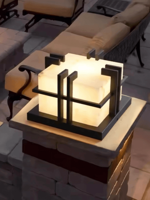 IP65 Waterproof Outdoor Decoration Garden Courtyard Pillar Lights Convenient Door Post and Table Lamps Stand