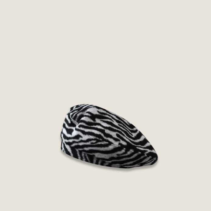 High Quality Retro Plush Windproof Zebra Stripe Print Painter Hat Pumpkin striped  Hats Unisex Berets Headwear in black stripes with white