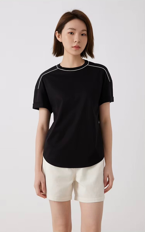 Women’s woman womens petite-, tall-, plus-, size Light Luxury High-Quality Cotton Blend Round O-neck Crewneck Short-Sleeves T-Shirt with Contrasting Chain Detail Pullover Style tops Tees  T-shirts in black with white chain trim