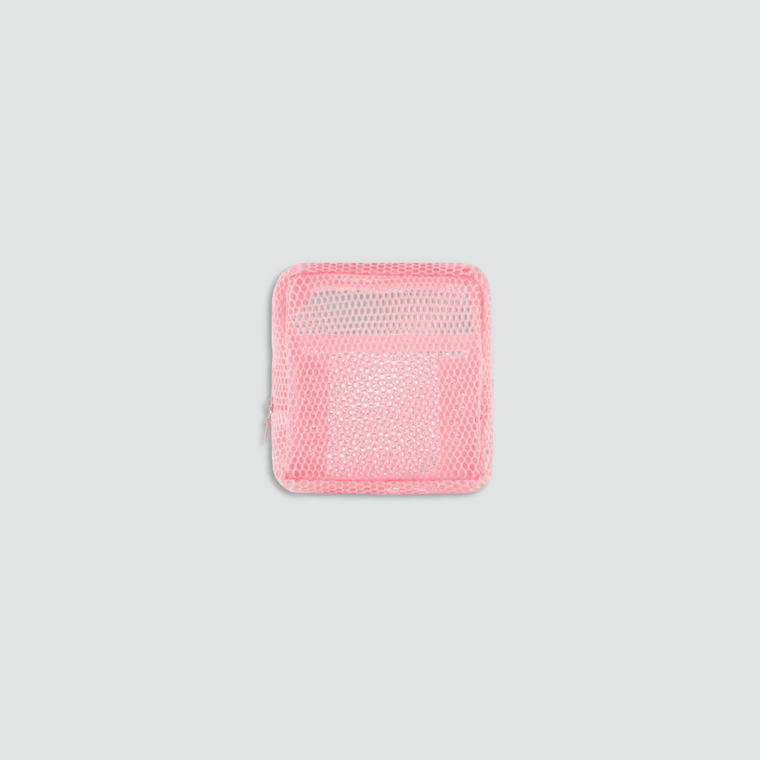 Essential vacation holiday getaway portable travel accessories Lipstick Cosmetic sundries supplies Polyester Mesh Travel Bag with Zip Storage Organizer accessory supply bags in pink
