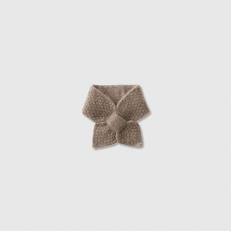 Women’s woman womens Men’s man mens Skin-friendly Unisex Genflex Gender Neutral Genderfluid petite-, tall-, plus-, size alternate aesthetic luxury Casual Fall Autumn Winter Spring cold weather winter accessory neckerchief neck ring long cashmere scarf Fashion Scarves accessories in camel khaki brown