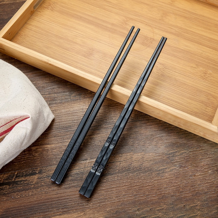 Japanese Sushi Chopsticks  1Pair Sakura cherry chopstick Black Sushi Fast Food Noodles chop sticks Tableware Kitchen Bar Japan Supplies Trendy Cutlery