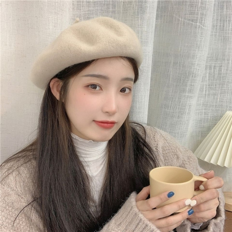 French Wool Beret   Women‘s Autumn and Winter Hats Sweet Retro Caps Female Style Pure Color Fashion Painter Hats Casquette Femme Berets Trending for Woman in Milk Tea color
