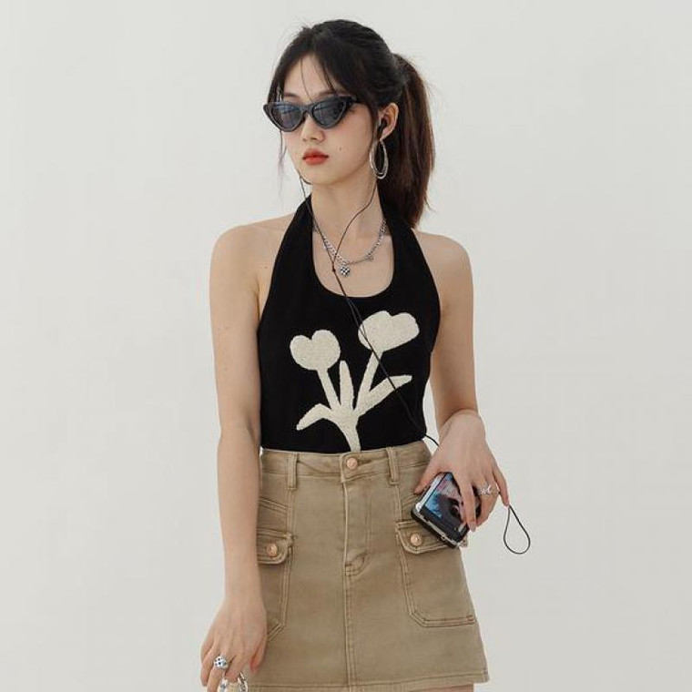 Floral Tank Top  Women’s Sleeveless Slim Y2k Flower Print Sexy Off Shoulder Halter Camisole Korean Summer Tops for trendy Woman in Black