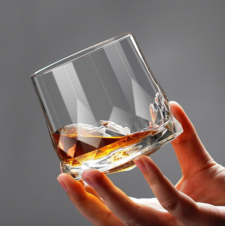 Spinning Whiskey Glass   Creative Wine Bar Accessories Cup for Drinking Bourbon Scotch Cocktails Glasses Drinkware Gifts Trendy Transparent Etched Glassware