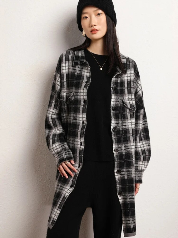 Turn-Down Collar Sweater Coat  Woman's Sweaters Female Cardigans Long Sleeve Casual Plaid Loose fit womens Jackets 100% Wool Knitted Large Size Tops Coats for trendy Woman in black white