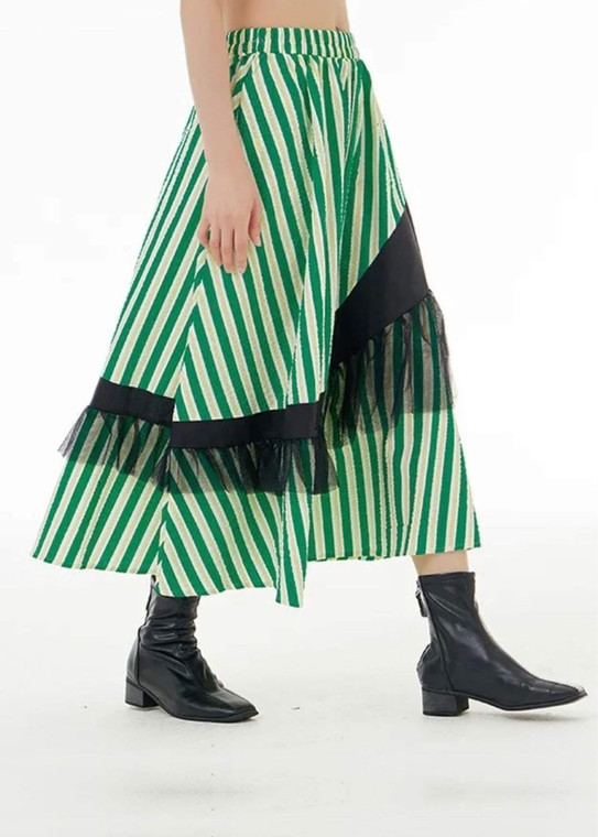 Stripe Lace Bell Skirt green  Women’s Korean French look contrasting color vertical bar oversized womens loose thin striped bell skirts tide for trendy woman with white stripes black laced Fall autumn winter spring fashion season