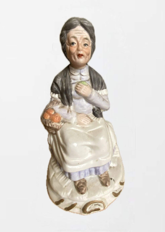 Bisque Porcelain Woman with Basket  Vintage Granny Figurine Made in Taiwan ceramic grandmother collection Elderly lady Grandma trendy Collectors decorative objects home decor classic antiques