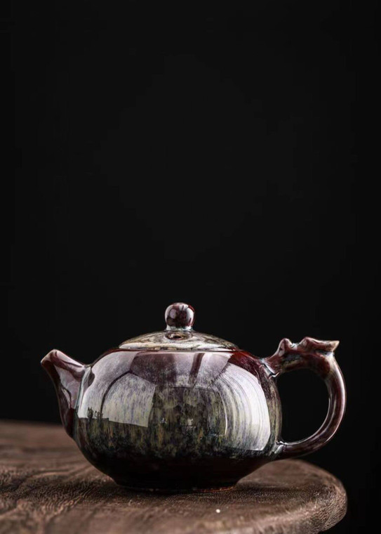 Tianmu Glaze Teapot burgundy    Creative Faucet Handle Pot for Tea Yixing Zisha Clay Puer Brewing Kettle Gaiwan Samovar porcelain Teapots in red wine brown