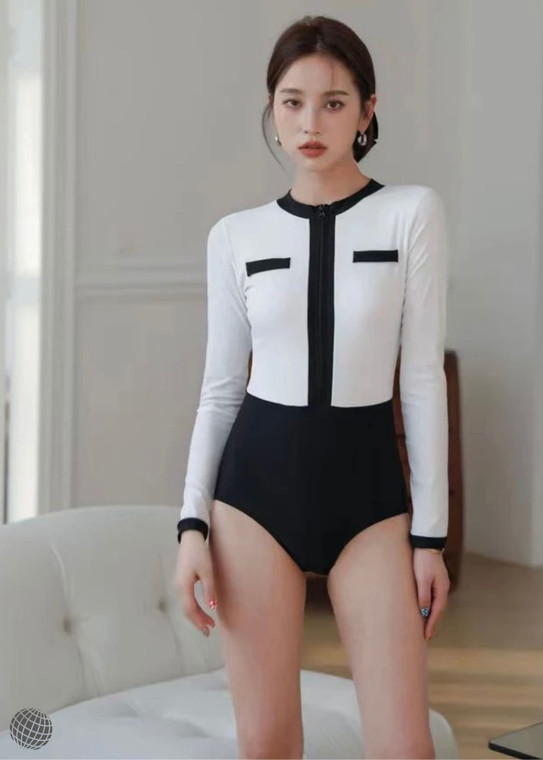 Long Sleeve Crewneck Monokini  Women’s One Piece High Neck  Swimsuit Solid Bathing Suit Bodysuit Female for woman in black and white Womens high rise waist plus size beach Swimwear