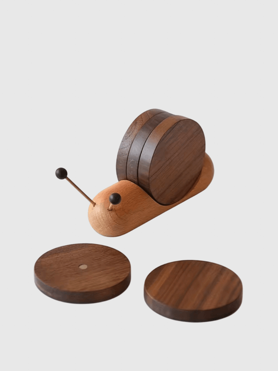 Wooden Snail Coaster Set 5-Piece Sets of 5 Wood Cup Mat Snail Shaped Decoration Heat Resistant Drink Coasters Home Desktop Decoration in natural brown color
