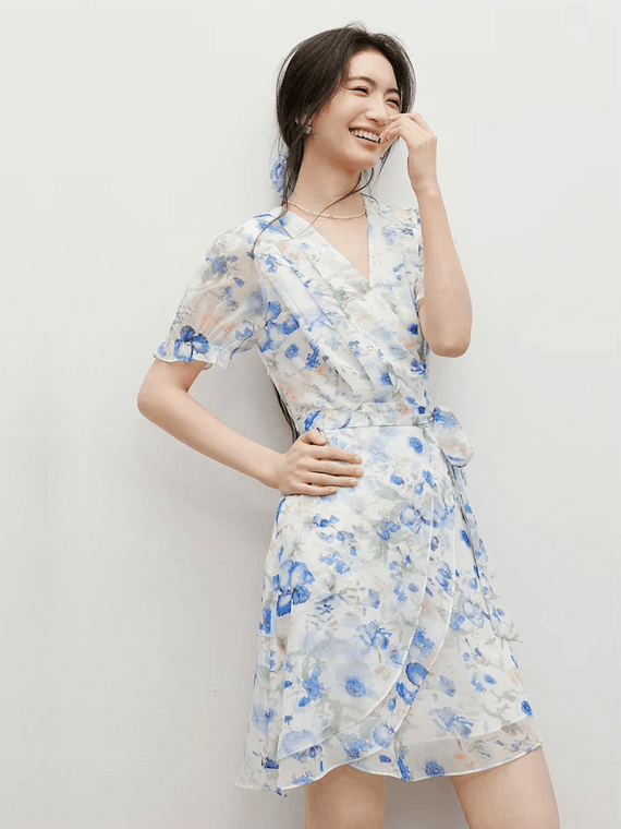 Women’s woman womens petite-, tall-, plus-, size Spring Summer Floral Gentle Wind Waist-Cinching Sweet short Sleeves A-Line High-End Sensation Super Beautiful Slimming Holiday vacation getaway Midi dresses in blue multi shades