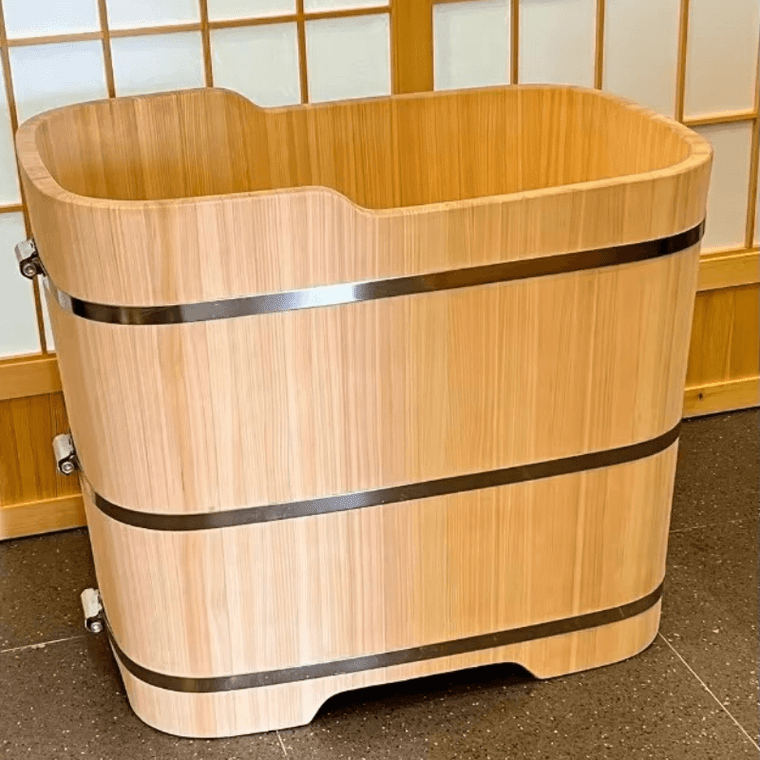 Japanese wooden bathtub, wood small apartment bath bucket Bathroom hardware furniture with seat in natural color