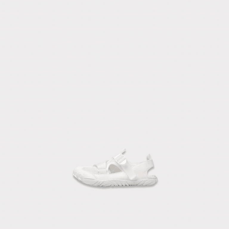 Women’s woman womens Men’s man mens Unisex Genflex Gender Neutral Genderfluid petite-, tall-, plus-, size Casual Adjustable Strap Barefoot Quick Dry Non Slip Outdoor Breathable Air Mesh Beach Water Shoes Summer Sneaker Sandals Wading Sneakers in white