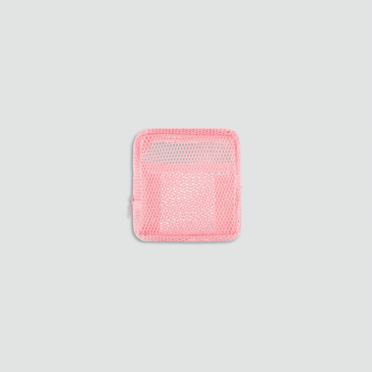 Essential vacation holiday getaway portable travel accessories Lipstick Cosmetic sundries supplies Polyester Mesh Travel Bag with Zip Storage Organizer accessory supply bags in pink