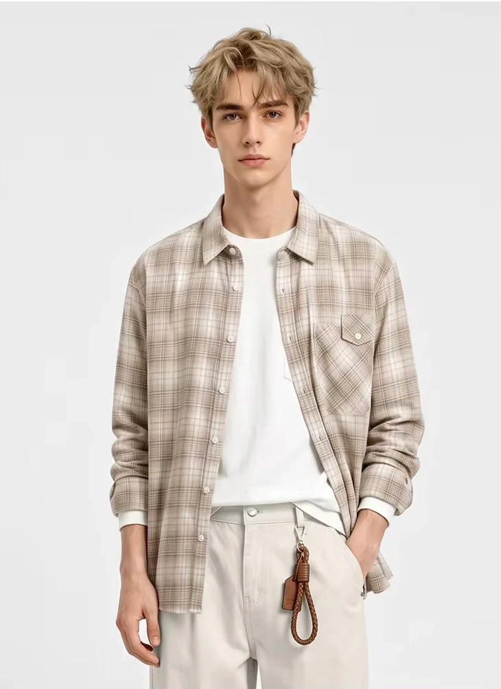 Men’s man mens petite-, tall-, plus-, size Casual Fall Autumn Winter loose classic Vintage style Long Sleeves v-neck turn-down collar button close flap patch pockets checkered plaid Utility Shirt Fashion shirts in khaki checks