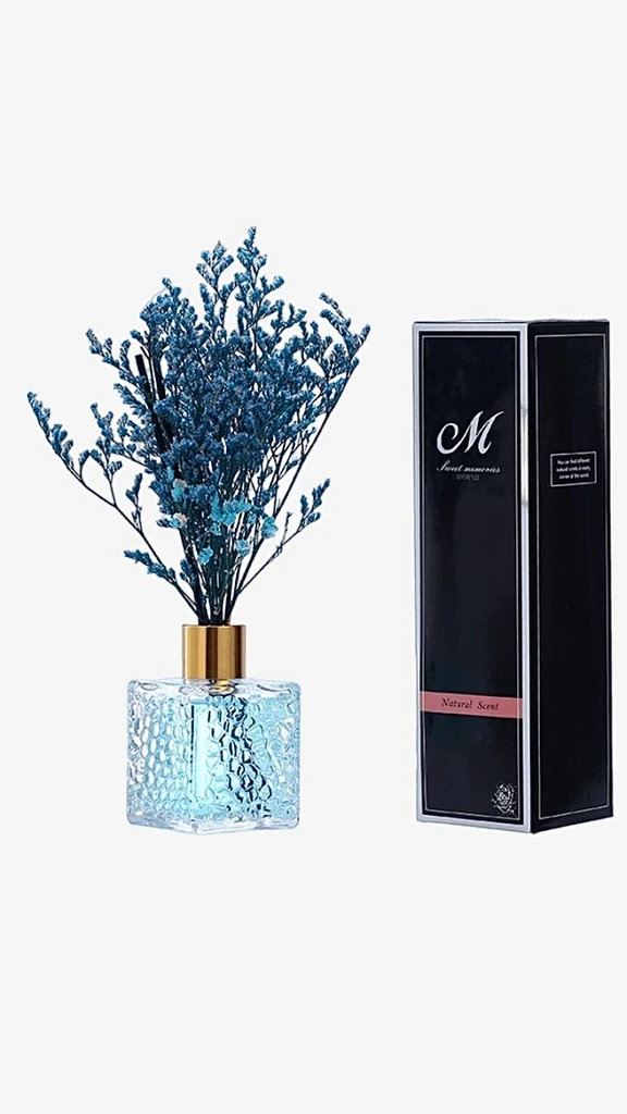 Aromatherapy Essential Oil Set Reed Oil Diffusers With Natural Sticks Glass Bottle And Scented Oil Air Purifier For Home Reed Diffuser Sets in Lemongrass, Ocean, Jasmine, Osmanthus, Hilton, Blue wind chimes, Rose, Shangri-La Trending