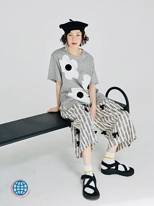 Jaquard Bow Wide-Leg Pants Women’s Japanese original gray / grey Beige cotton linen patterned Calf-Length Mid Rise Waist Regular Fit Pleated Three-dimensional Black Bow Wide Leg Trending Japan Pants for Woman