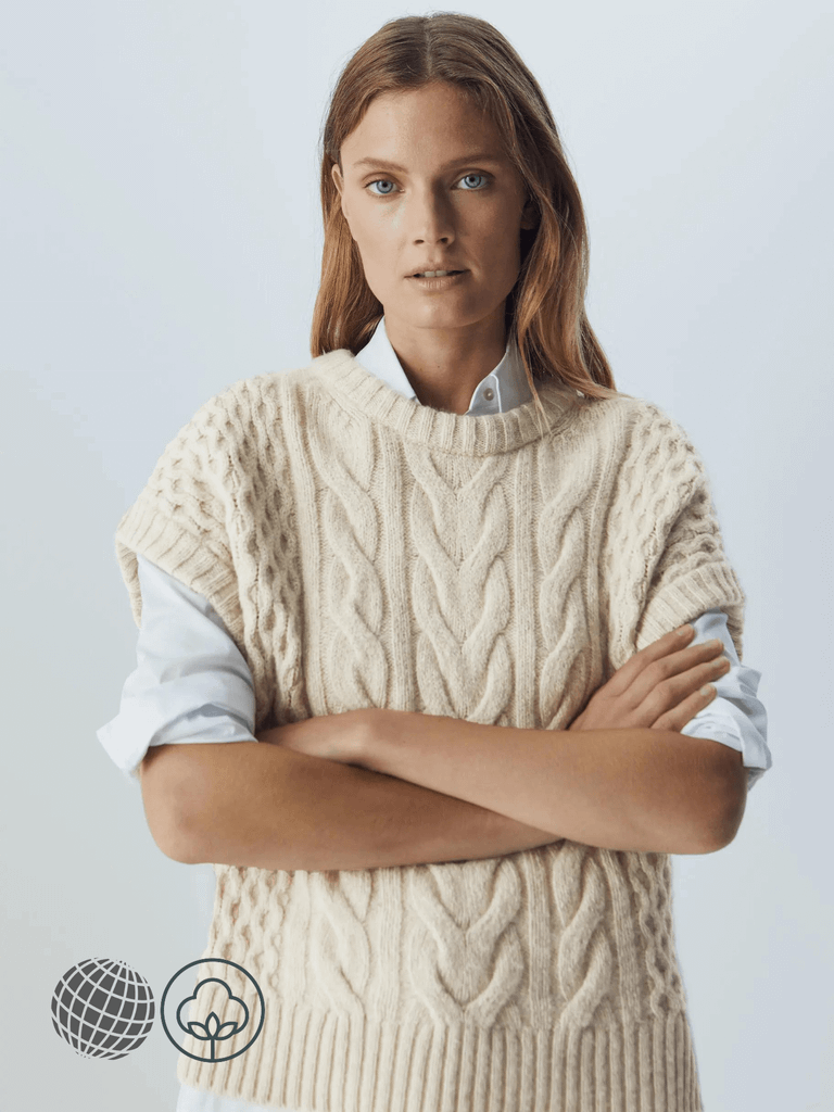 Cable-Knit Sweater Vest khaki   Women's casual autumn spring crew neck round o-neck sleeveless twisted flower cotton blend stitch knitted petite size womens workwear tops Sweaters Loose fit vests for trending woman in beige