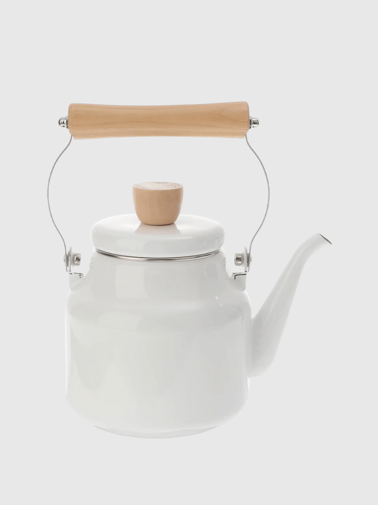 Retro Enamel Teakettle Vintage Design Lightweight Easy Carry Comfortable Hold Kitchen Essentials Enamel Tea Kettles in white