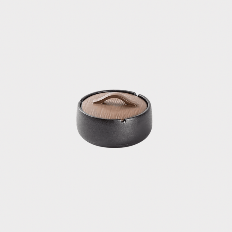 Ceramic Ashtray with Lid Personality Trend Anti-fly Ash Ashtrays Living Room Office Ash Fruits, nuts dates food snacks Storage Box Home Decoration Indoor Outdoor Ash Tray For Home in black, wood