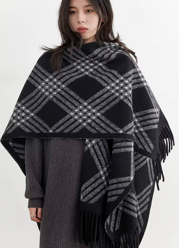 Women’s womens Casual Fall Autumn Winter loose classic Vintage style Long checkered tassels plaid shawl scarf  check scarves in black with Gray grey white accent color