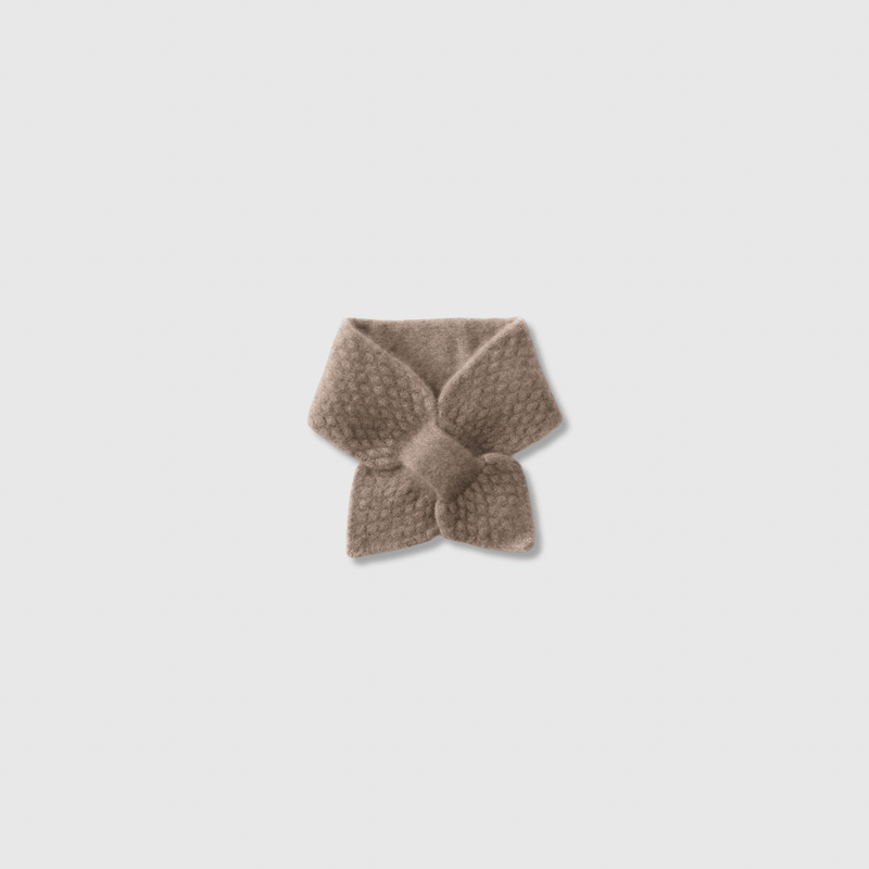 Women’s woman womens Men’s man mens Skin-friendly Unisex Genflex Gender Neutral Genderfluid petite-, tall-, plus-, size alternate aesthetic luxury Casual Fall Autumn Winter Spring cold weather winter accessory neckerchief neck ring long cashmere scarf Fashion Scarves accessories in camel khaki brown