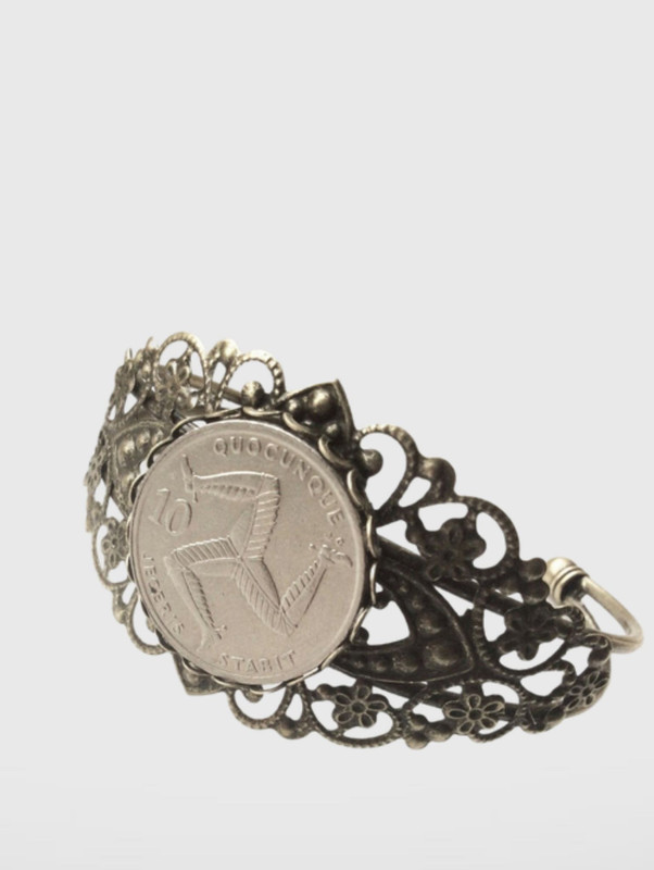 Three Legs - Isle Of Man Coin Bracelet Trend