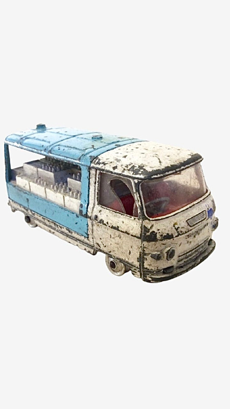 Classic Corgi toys Commer three quarter ton Milk Float No 466 Vintage Originals Collectors Antiques Toy Memorabilia