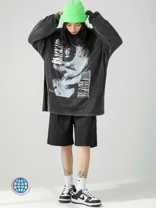 Grunge Oversize Sweatshirt  Women’s Punk Black Crewneck Print Vintage Hip Hop Oversized Distressed Wash Black Pullover Trending Sweatshirts Hippie Emo Gothic for Woman