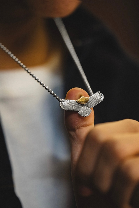 Indian Flying Eagle Pendant Men’s Women’s Vintage Good Fortune Engraved Jewellery Brass Shoelace Key Chain Pendants Necklace Bracelets Personalized Engraved Gold Necklaces Jewelry Trending for Man Woman