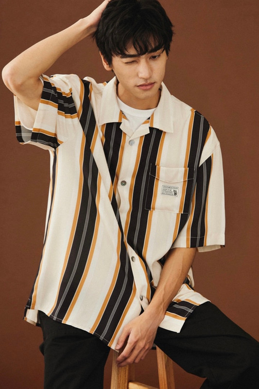Short Sleeve Pocket Shirt Men’s American Old-School Men Clothing Short-Sleeved Button-Up Casual Hawaiian Striped Shirts Streetwear Tops for Man Trending in Black