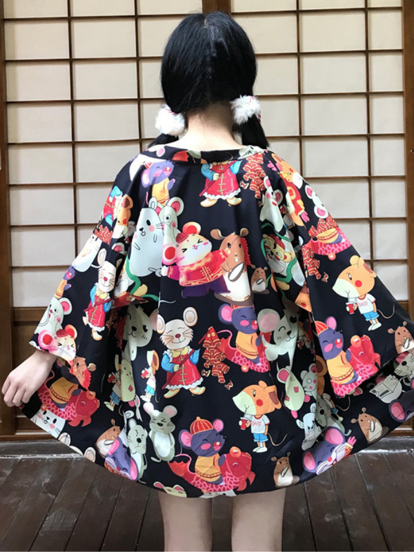 Graphic Yukata Kimono Cardigan  Women’s Japanese Style Kimono Summer Woman Man Summer Loose Thin Outer Garment Japan Kimonos Loungewear for Woman Trending in Black