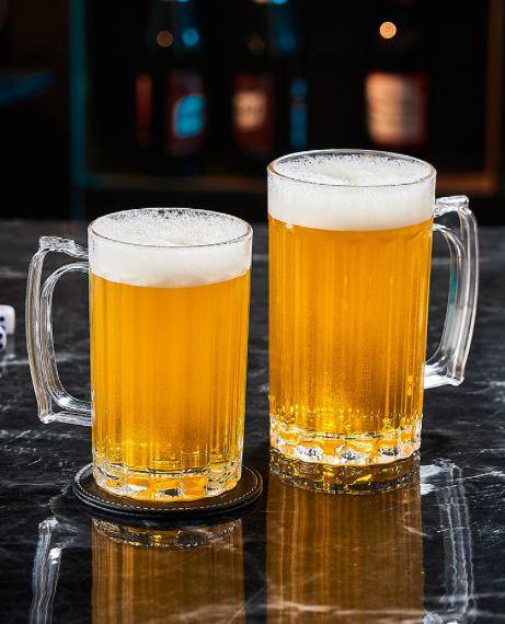 Acrylic Beer Stein  Bar cup heat-resistant and shatterproof medium and large plastic belt handle for beer cup Steins Barware Accessories  Trending Outdoor Entertaining
