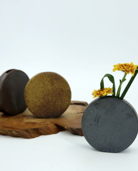 Round Ceramic Flower Vase  Small bottle floral arrangement Japanese flower garden tabletop decoration tea room Trending Japan vases