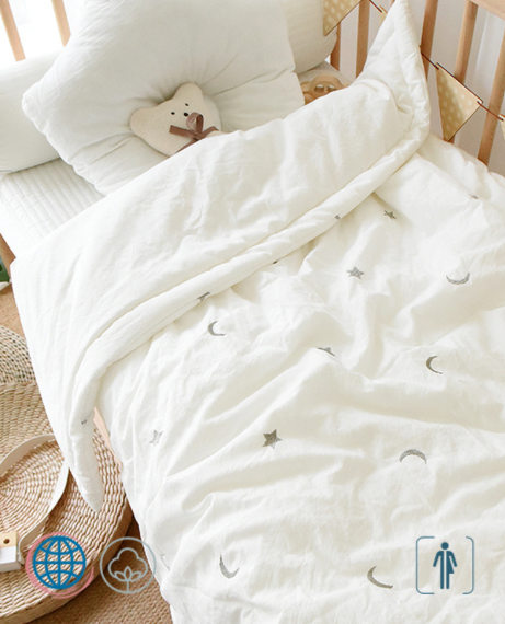 Cotton Quilt   Winter Cherry Bear Embroidered Baby Infant Kids Thicken Bed Cot Crib Blanket Cover Kindergarten Bedding Quilt Trending in Gray / Grey Stars Moon