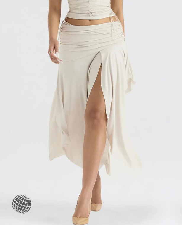 Vegan Leather Skirt  Women’s Backless Lace Up Vest Y2k Streetwear Clothes Elegant Club Party Camis Crop Tops Sarong for Petite Size trending Woman in Ivory White