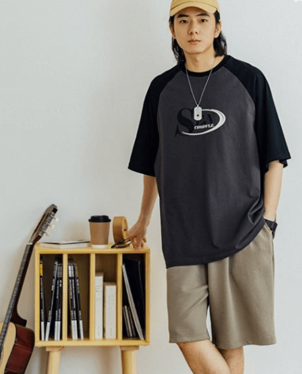 Japanese Graphic T-Shirt  Men's Fashion Summer Icon SEN CHORWLE Letter Printing Round o-neck Crewneck Raglan Short Sleeve Men's and Women's Unisex Anywear T-shirts Japan Tees American style Tops for Man and Woman in trending Dark Gray grey Black