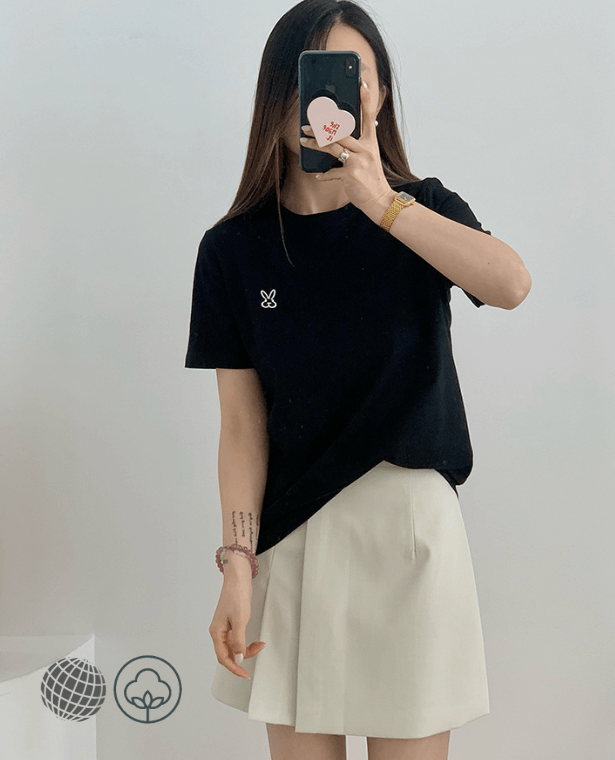 100% Cotton Embroidered T-Shirt   Women’s Embroidery Casual Basic Top Short Sleeve Summer Simple Pure Crewneck Regular Fit Tee Tops T-Shirts for Woman in trending Black